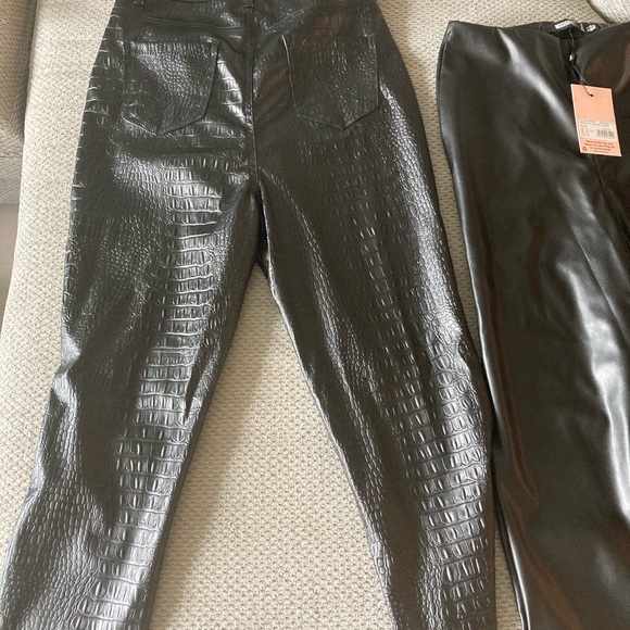 2 pairs MISSGUIDED black Faux Leather Leggings - Picture 9 of 15